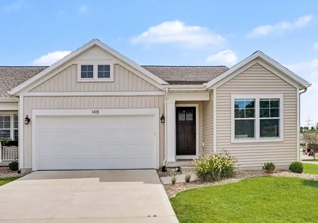 Photo 2 of Condo for sale at 1418 N Village Cir, Kalamazoo, MI 49009 | MLS# 66026047353 | Listing updated on 2026-09-15