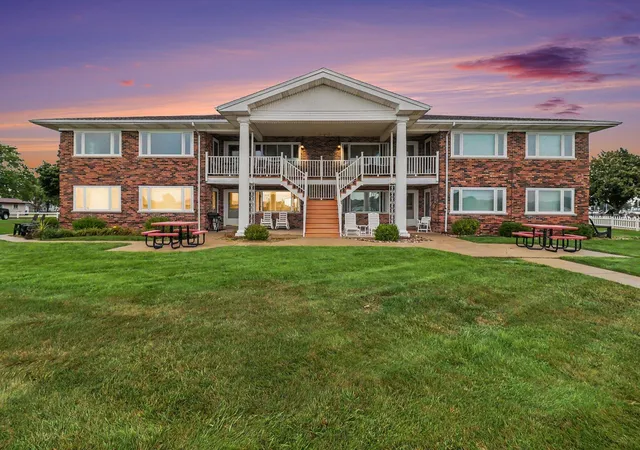 Photo 1 of Condo for sale at 304 S Ferry St #3, Ludington, MI 49431 | MLS# 67026047358 | Listing updated on 2026-10-03