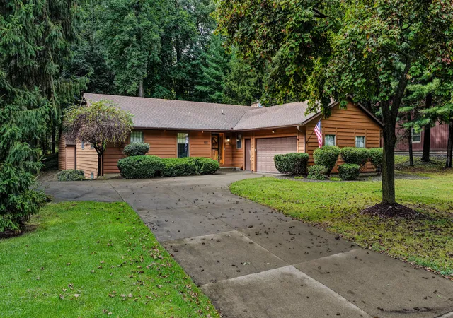 Photo 1 of Sale Pending at 908 N Wooded Ln, Marshall, MI 49068 | MLS# 64026047367 | Listing updated on 2026-09-14