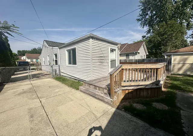 Photo 3 of Single family home for sale at 22464 Rein Ave, Eastpointe, MI 48021 | MLS# 81026047366 | Listing updated on 2026-09-16
