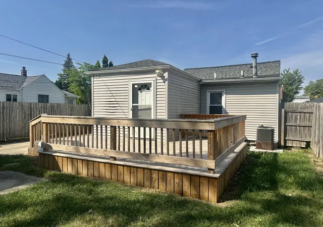 Photo 3 of Single family home for sale at 22464 Rein Ave, Eastpointe, MI 48021 | MLS# 81026047366 | Listing updated on 2026-10-21