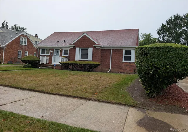 Photo 3 of Single family home for sale at 9366 Warwick St, Detroit, MI 48228 | MLS# 20261071668 | Listing updated on 2026-09-12