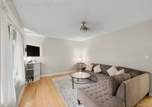 Photo 2 of Single family home for sale at 1139 Houseman Ave NE, Grand Rapids, MI 49503 | MLS# 20261071671 | Listing updated on 2026-09-23