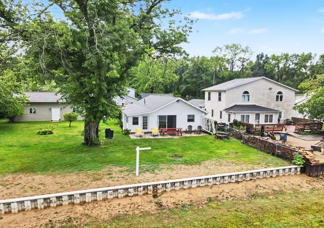 Photo 3 of Single family home for sale at 11334 E Shore Dr, Delton, MI 49046 | MLS# 66026047375 | Listing updated on 2026-09-15