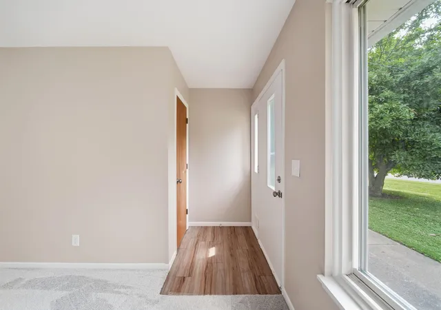 Photo 4 of Single family home for sale at 2814 Harben St, Jackson, MI 49203 | MLS# 55026047372 | Listing updated on 2026-09-11
