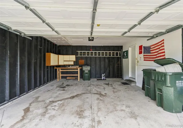 Photo 45 of Single family home for sale at 2326 Highsplint Dr, Rochester, MI 48307 | MLS# 20261071691 | Listing updated on 2026-09-06