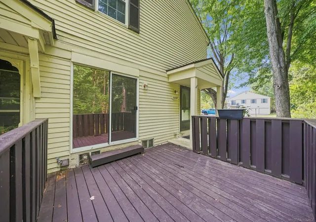 Photo 3 of Condo for sale at 33707 Bayview Dr, Chesterfield, MI 48047 | MLS# 58050220971 | Listing updated on 2026-09-07