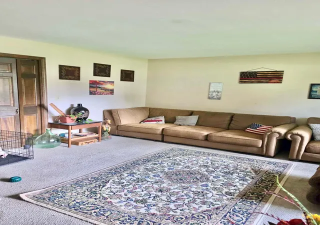 Photo 4 of Single family home for sale at 4850 Shore Dr, Coloma, MI 49038 | MLS# 69026047380 | Listing updated on 2026-09-16