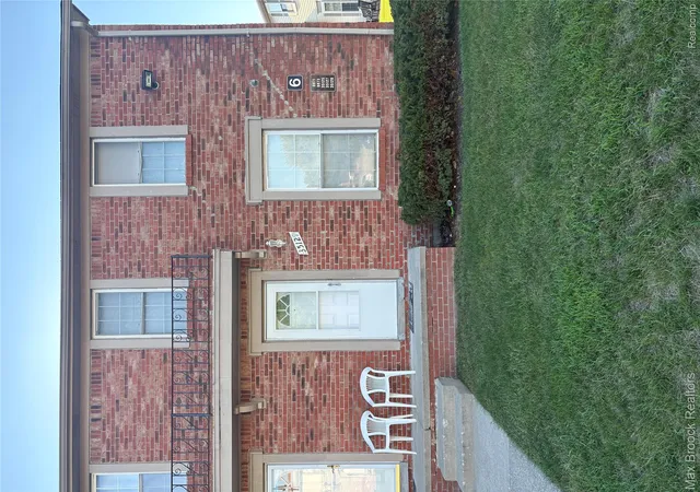 Photo 1 of Condo for sale at 35129 Terrybrook Dr #27, Sterling Heights, MI 48312 | MLS# 20261071700 | Listing updated on 2026-09-09
