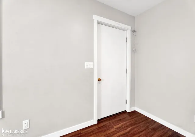 Photo 4 of Single family home for sale at 42040 Ryan Rd, Sterling Heights, MI 48314 | MLS# 58050220972 | Listing updated on 2026-09-18