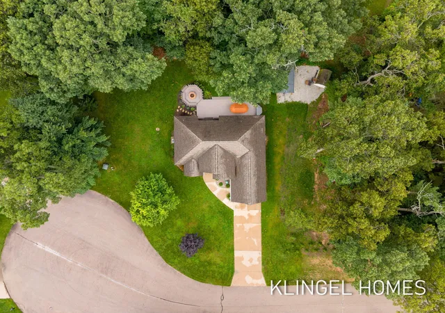 Photo 43 of Single family home for sale at 3651 Windemere Ct, Norton Shores, MI 49441 | MLS# 71026047383 | Listing updated on 2026-10-22