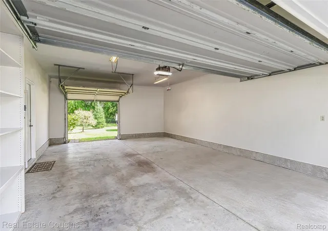 Photo 29 of Single family home for sale at 303 Park Ln, Linden, MI 48451 | MLS# 20261071705 | Listing updated on 2026-09-15