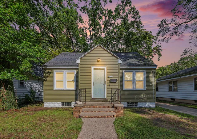 Photo 1 of Single family home for sale at 3132 5th Street, Muskegon, MI 49444 | MLS# 71026047386 | Listing updated on 2026-09-07
