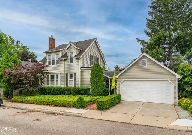 Photo 1 of Single family home for sale at 357 Roosevelt Pl, Grosse Pointe, MI 48230 | MLS# 58050220973 | Listing updated on 2026-09-09