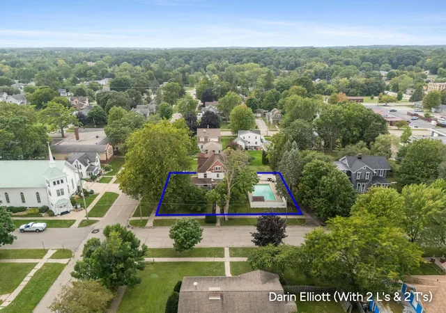 Photo 2 of Single family home for sale at 223 S Pearl St, Belding, MI 48809 | MLS# 65026047390 | Listing updated on 2026-09-05