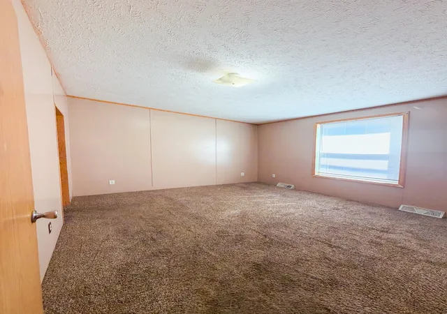Photo 4 of Single family home for sale at 2040 Reo Ave, Lincoln Park, MI 48146 | MLS# 81026047391 | Listing updated on 2026-09-05