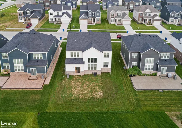 Photo 3 of Single family home for sale at 51104 Nature Trl Dr, Macomb, MI 48042 | MLS# 58050220976 | Listing updated on 2026-09-09