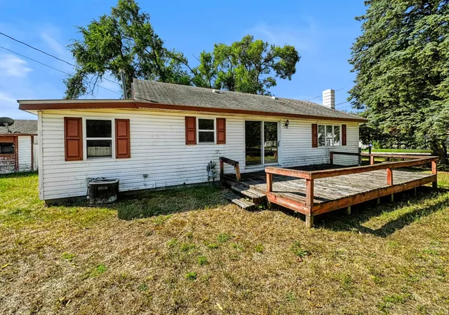 Photo 1 of Sale Pending at 616 Cour St, Clare, MI 48617 | MLS# 78080073290 | Listing updated on 2026-09-15