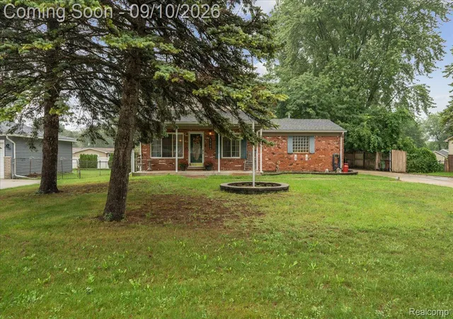 Photo 3 of Single family home for sale at 47466 Vanker Ave, Shelby Township, MI 48317 | MLS# 20261071717 | Listing updated on 2026-09-17
