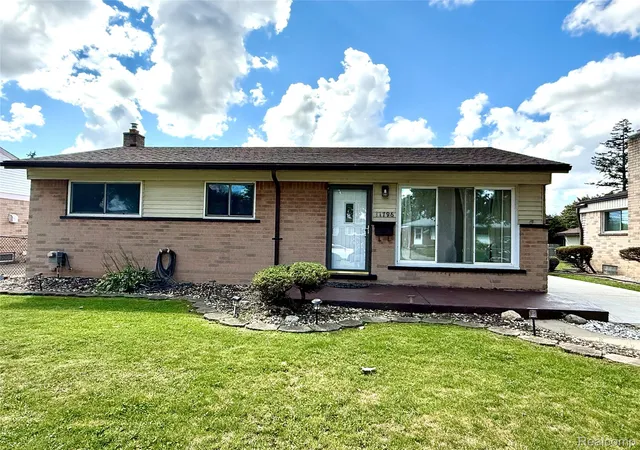 Photo 1 of Single family home for sale at 11796 Stamford Ave, Warren, MI 48089 | MLS# 20261071728 | Listing updated on 2026-09-13