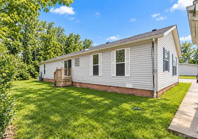 Photo 2 of Single family home for sale at 30007 Meadow, Gibraltar, MI 48173 | MLS# 20261071735 | Listing updated on 2026-09-08