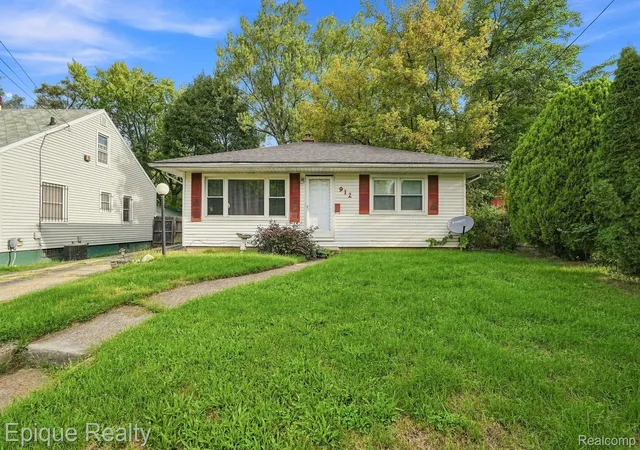 Photo 1 of Single family home for sale at 912 W Genesee St, Flint, MI 48504 | MLS# 20261071736 | Listing updated on 2026-09-11