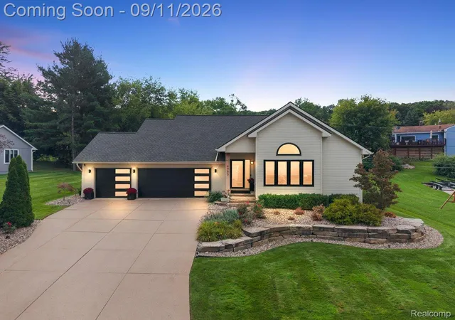 Photo 1 of Single family home for sale at 4955 Lakeview Blvd, Clarkston, MI 48348 | MLS# 20261071738 | Listing updated on 2026-09-15