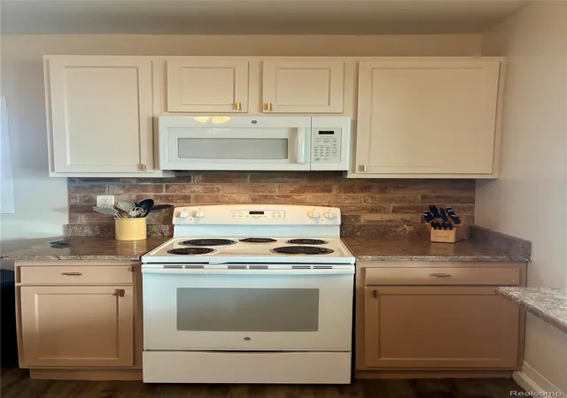 Photo 3 of Single family home for sale at 6279 Woodbine St, Caseville, MI 48725 | MLS# 20261071741 | Listing updated on 2026-09-07