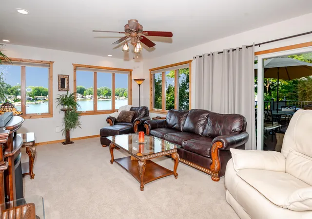 Photo 3 of Single family home for sale at 50002 Wildwood Dr, Dowagiac, MI 49047 | MLS# 69026047413 | Listing updated on 2026-09-10