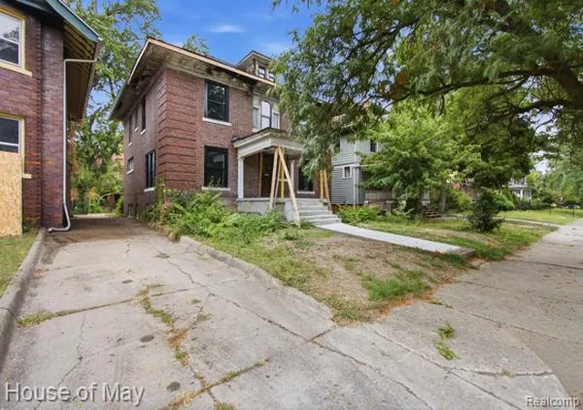 Photo 1 of Single family home for sale at 676 Atkinson St, Detroit, MI 48202 | MLS# 20261071742 | Listing updated on 2026-09-08