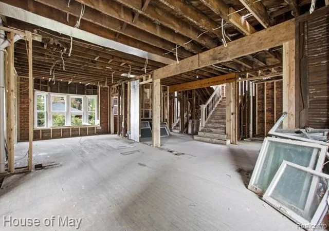 Photo 2 of Single family home for sale at 676 Atkinson St, Detroit, MI 48202 | MLS# 20261071742 | Listing updated on 2026-09-08