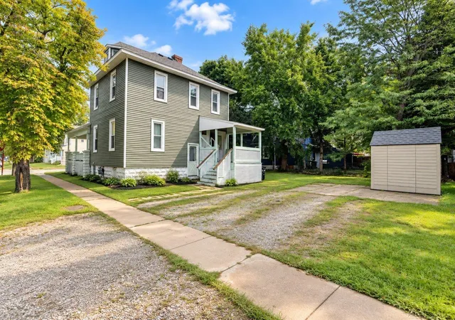 Photo 3 of Multi family home for sale at 636 Griswold St, Port Huron, MI 48060 | MLS# 58050220987 | Listing updated on 2026-09-10
