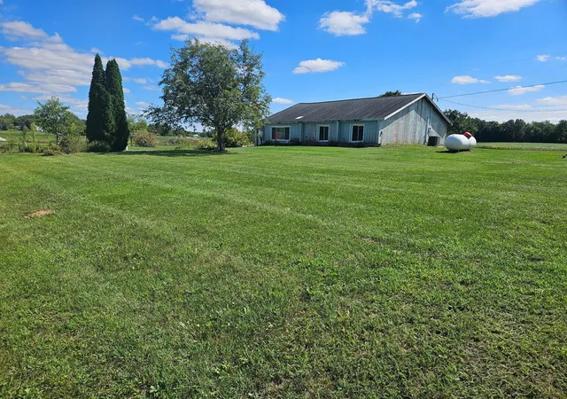 Single family home for sale at 6597 W Walton Rd, Blanchard, MI 49310 | MLS# 65026047418