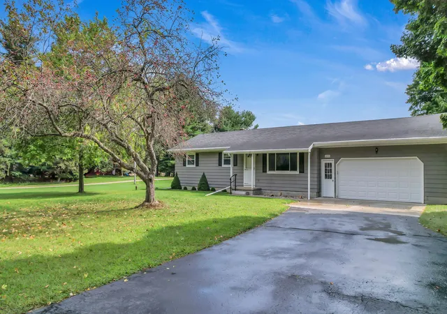 Photo 1 of Single family home for sale at 2233 Ives Rd, Leslie, MI 49251 | MLS# 71026047420 | Listing updated on 2026-09-18