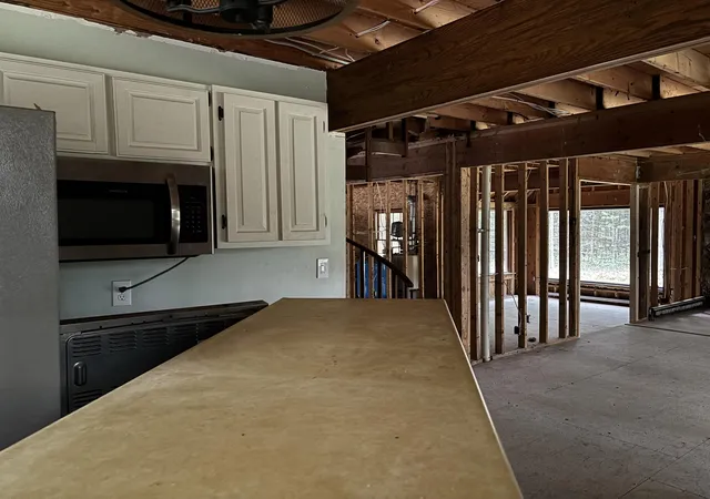 Photo 3 of Single family home for sale at 821 N Huron, East Tawas, MI 48730 | MLS# 77080073296 | Listing updated on 2026-09-11