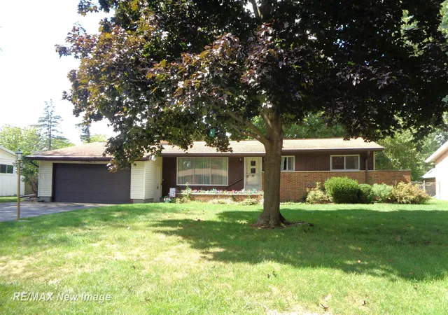 Photo 1 of Single family home for sale at 1391 Sauk Ln, Saginaw, MI 48638 | MLS# 61050220996 | Listing updated on 2026-09-09