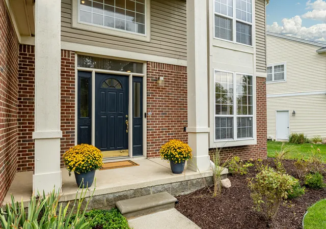 Photo 2 of Single family home for sale at 1880 Timber Trl, Ann Arbor, MI 48103 | MLS# 81026047433 | Listing updated on 2026-09-14