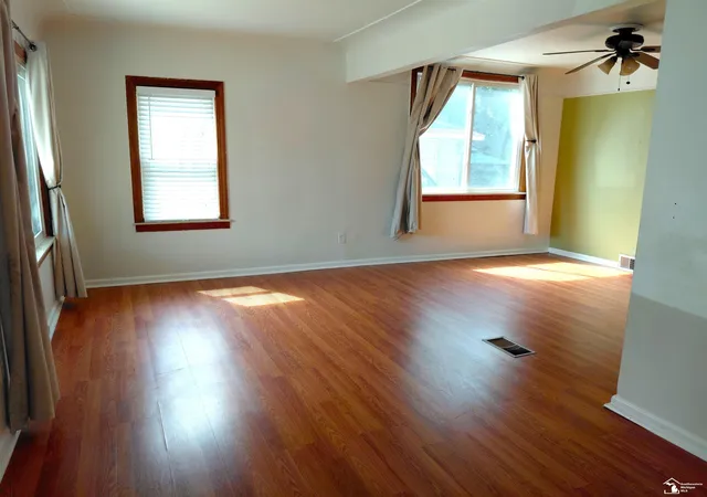 Photo 2 of Single family home for sale at 5705 N Vernon St, Dearborn Heights, MI 48127 | MLS# 57050220998 | Listing updated on 2026-09-15