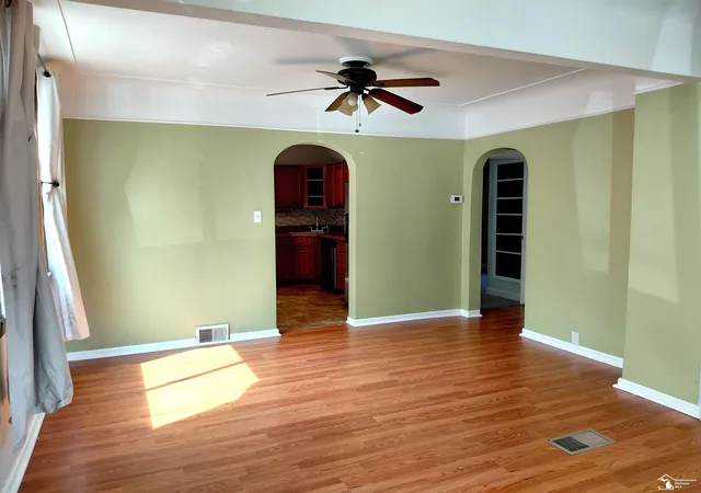 Photo 4 of Single family home for sale at 5705 N Vernon St, Dearborn Heights, MI 48127 | MLS# 57050220998 | Listing updated on 2026-09-15