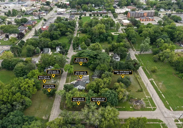 Photo 3 of Land for sale at 1027 Lyon St, Flint, MI 48503 | MLS# 20261071801 | Listing updated on 2026-09-09