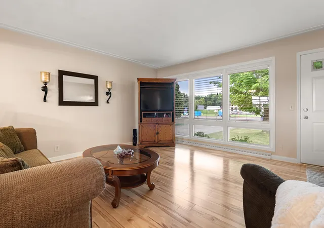 Photo 3 of Single family home for sale at 10541 S Sprinkle Rd, Vicksburg, MI 49097 | MLS# 66026047448 | Listing updated on 2026-09-12