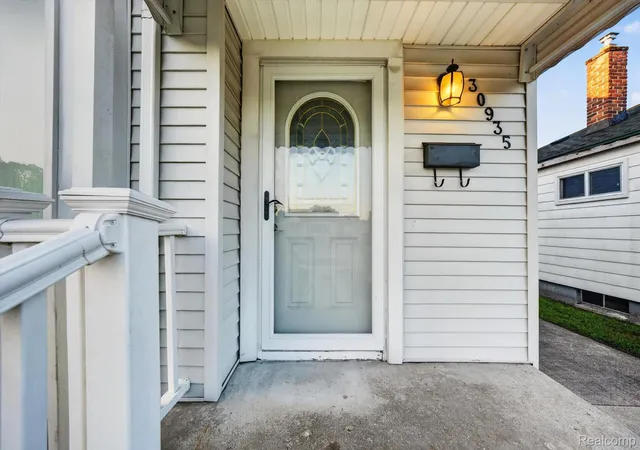 Photo 2 of Single family home for sale at 30935 Sheridan St, Garden City, MI 48135 | MLS# 20261071816 | Listing updated on 2026-09-10
