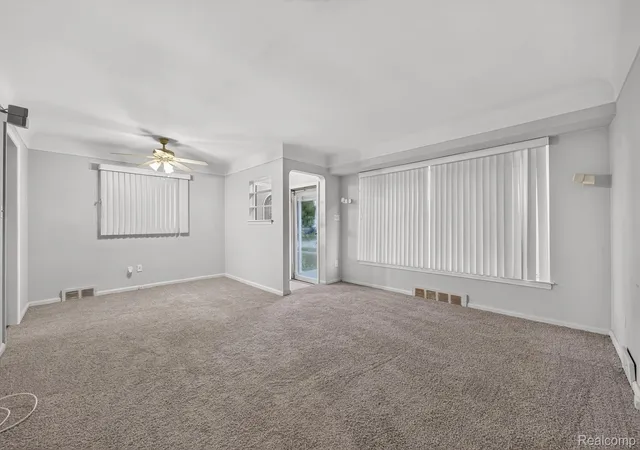 Photo 4 of Single family home for sale at 30935 Sheridan St, Garden City, MI 48135 | MLS# 20261071816 | Listing updated on 2026-09-10
