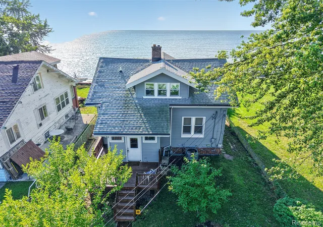 Photo 1 of Single family home for sale at 3008 Lakeshore Dr, Monroe, MI 48162 | MLS# 20261071817 | Listing updated on 2026-09-13