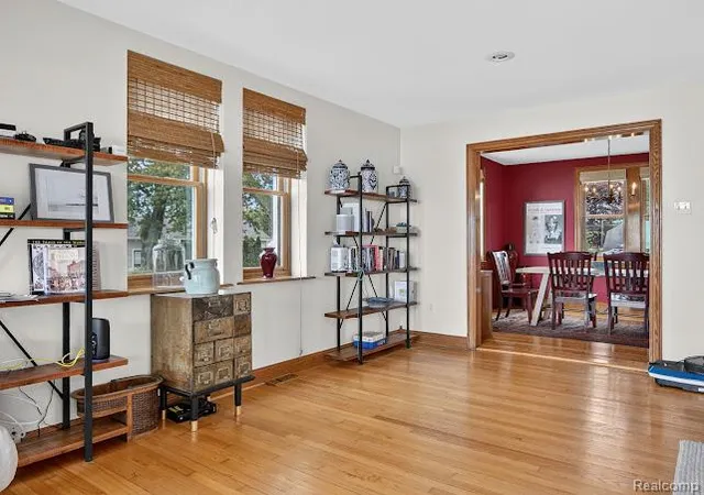 Photo 3 of Single family home for sale at 3008 Lakeshore Dr, Monroe, MI 48162 | MLS# 20261071817 | Listing updated on 2026-09-13