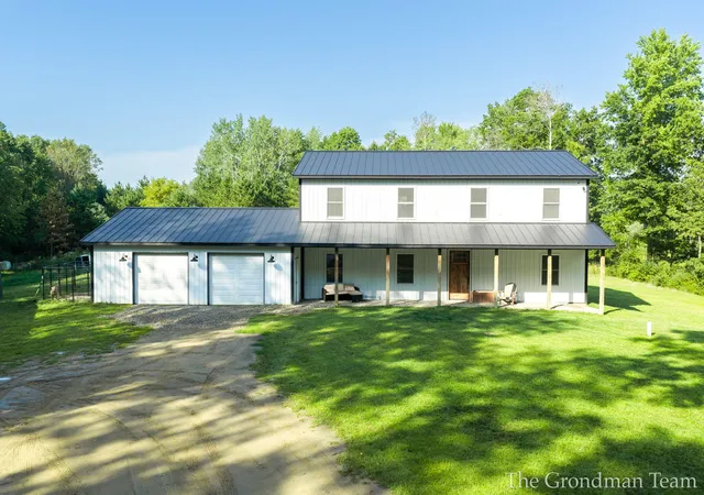 Photo 3 of Single family home for sale at 9418 Deer Valley Dr, Greenville, MI 48838 | MLS# 65026047455 | Listing updated on 2026-09-15