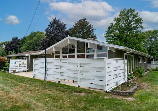 Photo 4 of Single family home for sale at 1309 S Lynnwood Dr, Mount Pleasant, MI 48858 | MLS# 79080073304 | Listing updated on 2026-09-10