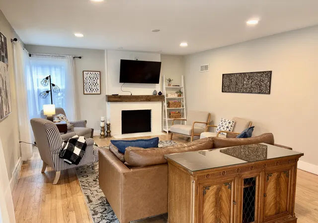 Photo 4 of Single family home for sale at 2393 Hadden St, Muskegon, MI 49441 | MLS# 71026047464 | Listing updated on 2026-09-18