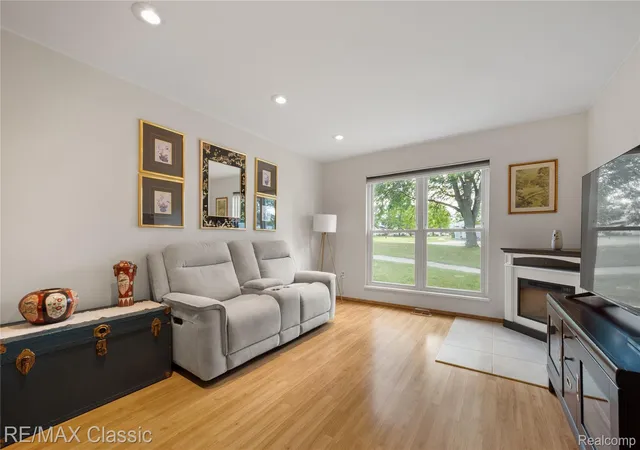 Photo 3 of Condo for sale at 39727 Village Wood Ln, Novi, MI 48375 | MLS# 20261071831 | Listing updated on 2026-09-08