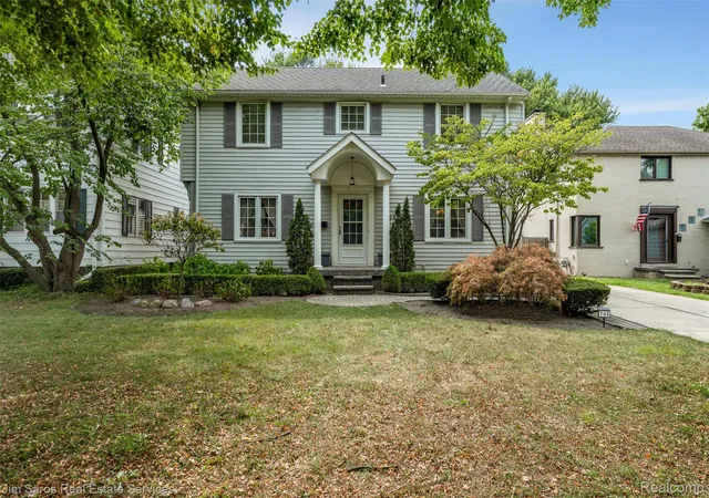 Photo 2 of Single family home for sale at 743 Rivard Blvd, Grosse Pointe, MI 48230 | MLS# 20261071845 | Listing updated on 2026-09-17